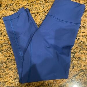 Wunder Under high rise crop 23” size 6